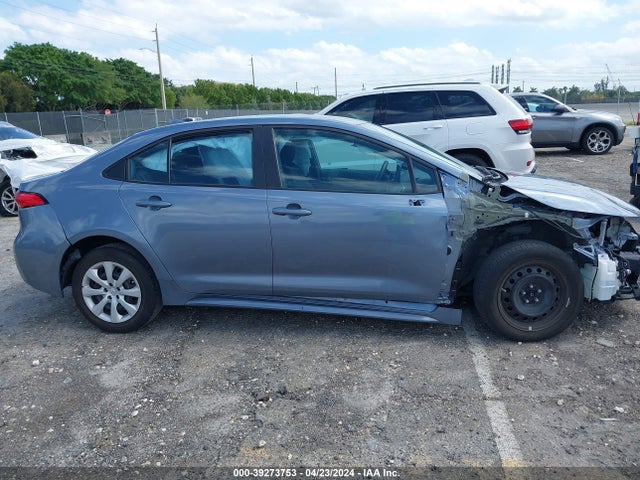 Toyota COROLLA LE 2022 5YFEPMAE0NP388850 Image 14