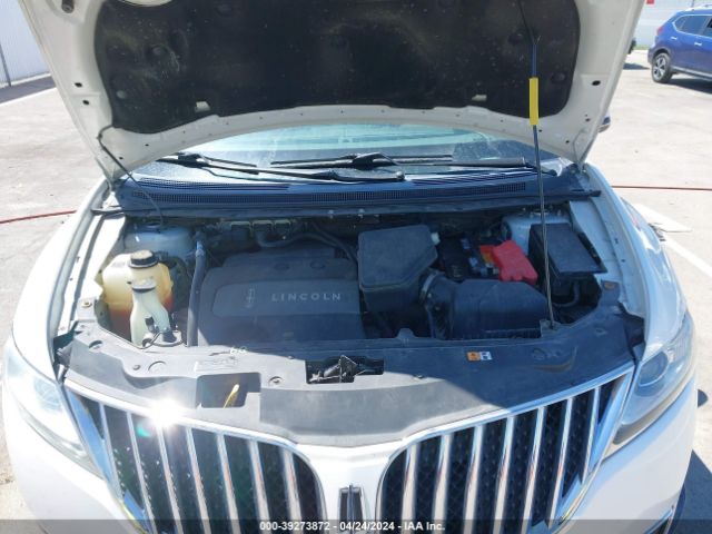 2LMDJ8JK3EBL00120 Lincoln MKX