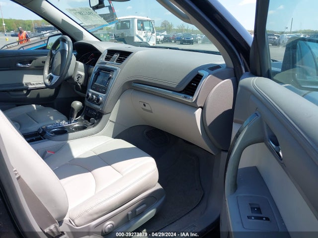 1GKKVSKD9EJ231507 GMC Acadia Slt-2
