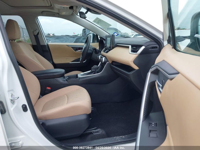 Toyota Rav4 Xle 2020 2T3W1RFV3LW077900 Image 4