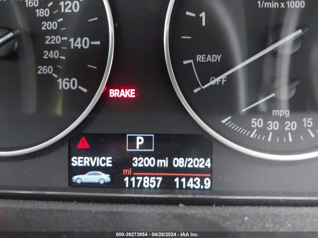 BMW 320i 2016 WBA8A9C58GK618867 Image 7