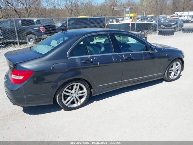 WDDGF8AB1EA940732 Mercedes-Benz C 300 Luxury 4matic/sport 4matic