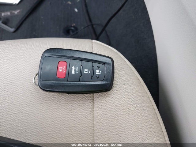 Toyota CAMRY LE 2022 4T1H11AK6NU046871 Image 11