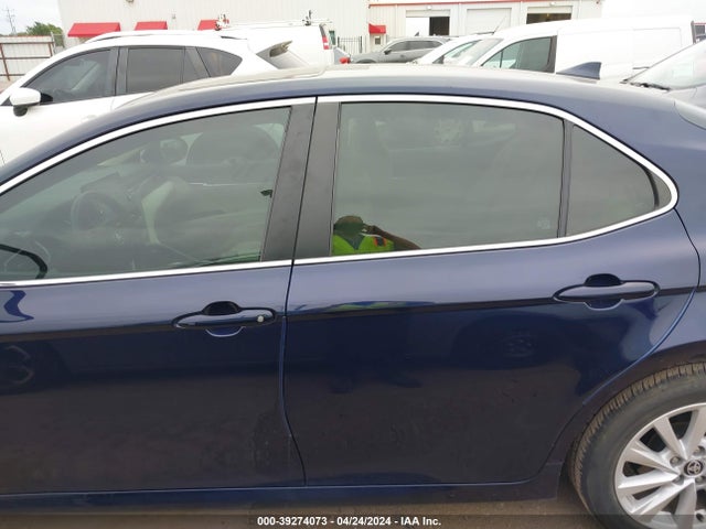 Toyota CAMRY LE 2022 4T1H11AK6NU046871 Image 15