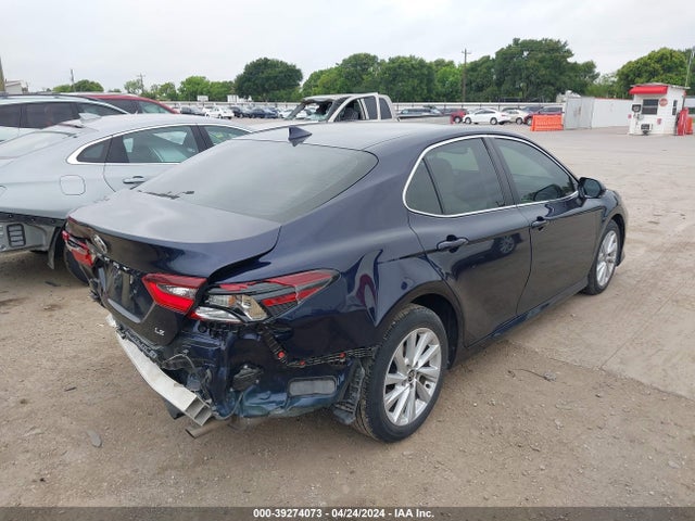 Toyota CAMRY LE 2022 4T1H11AK6NU046871 Image 4