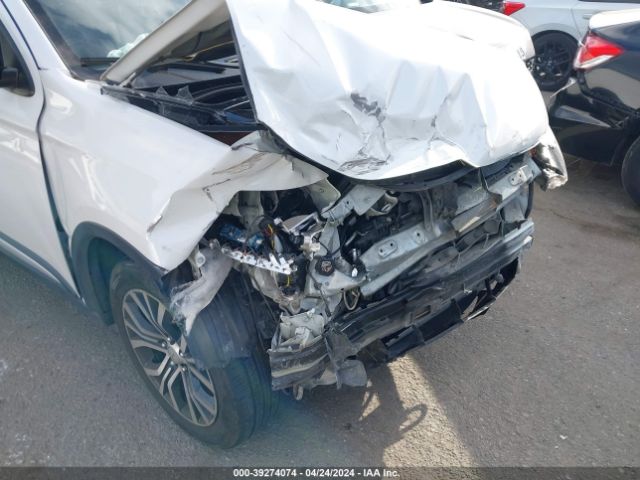 JA4AD2A31HZ065308 Mitsubishi Outlander Es