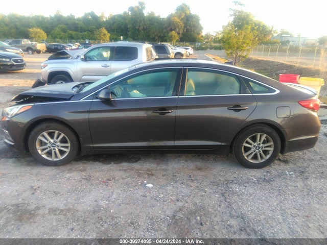 Hyundai SONATA SE 2015 5NPE24AF5FH237833 Image 14