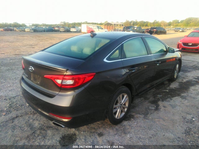 Hyundai SONATA SE 2015 5NPE24AF5FH237833 Image 4