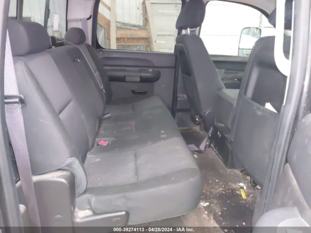 1GT120CG2EF113024 GMC Sierra 2500hd Sle