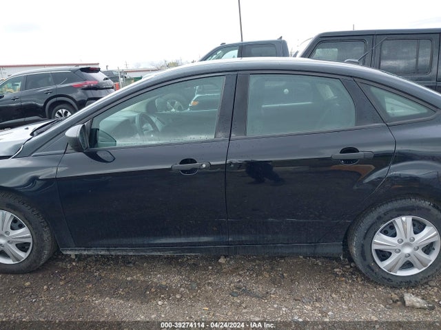 Ford FOCUS S 2018 1FADP3E2XJL216162 Image 14