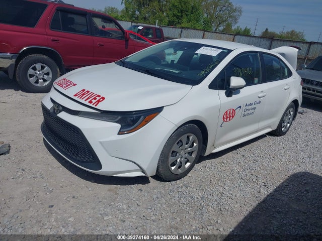 Toyota COROLLA LE 2021 5YFEPMAE2MP162369 Image 2