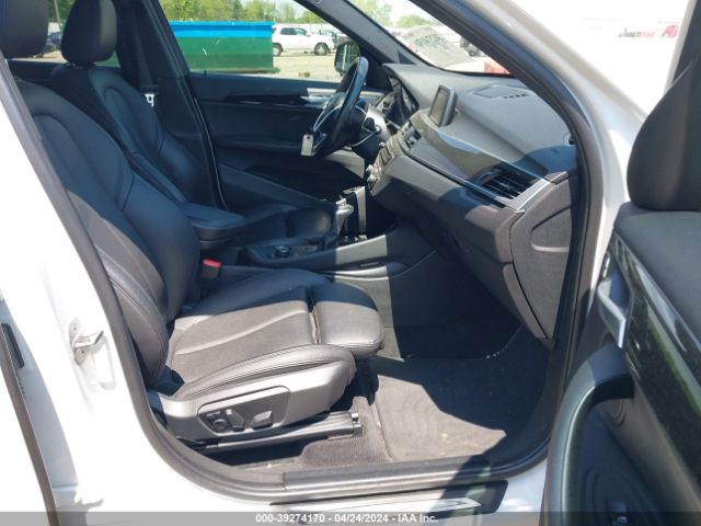 WBXHU7C33J5H40741 BMW X1 Sdrive28i