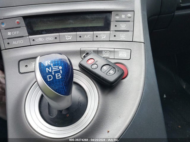Toyota Prius Three 2014 JTDKN3DU9E1738776 Image 11