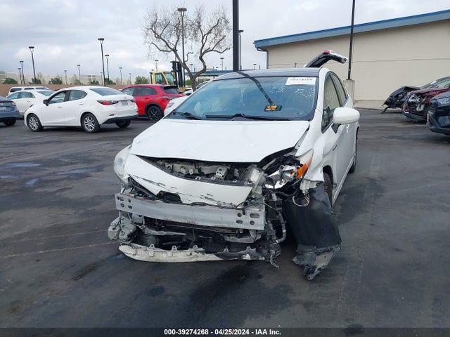 Toyota Prius Three 2014 JTDKN3DU9E1738776 Image 12