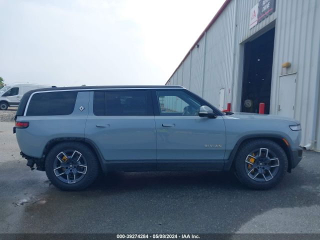 7PDSGABA2PN021017 Rivian R1s Adventure