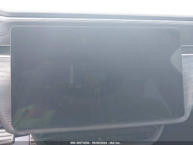 7PDSGABA2PN021017 Rivian R1s Adventure