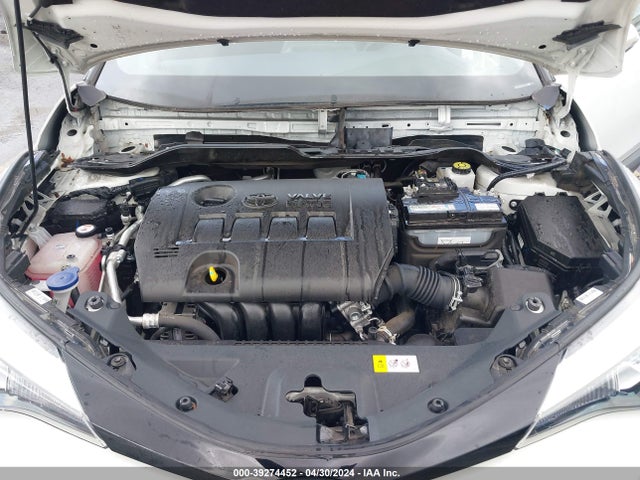 Toyota C-HR XLE 2021 NMTKHMBX3MR139382 Image 10