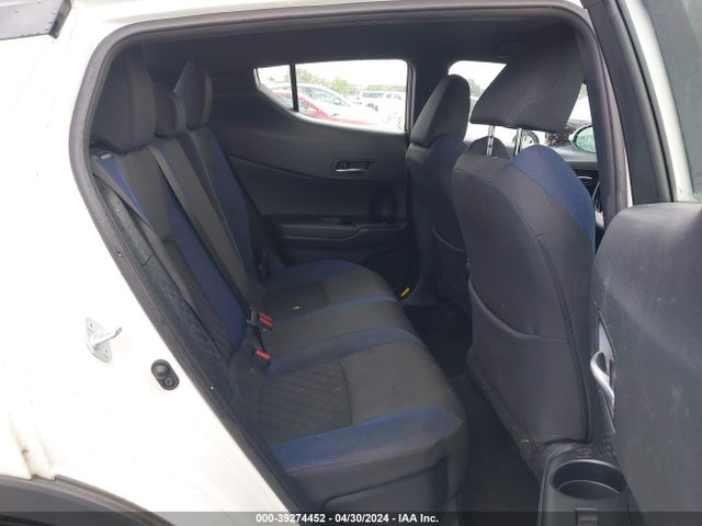 Toyota C-HR XLE 2021 NMTKHMBX3MR139382 Image 8