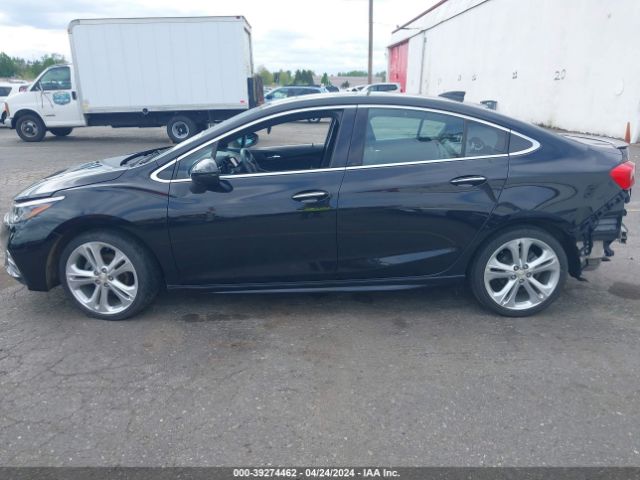 1G1BF5SM9H7130066 Chevrolet Cruze Premier Auto