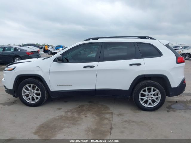 1C4PJLAB0HW613712 Jeep Cherokee Sport Fwd