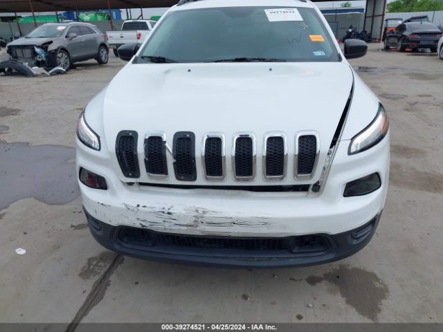 1C4PJLAB0HW613712 Jeep Cherokee Sport Fwd