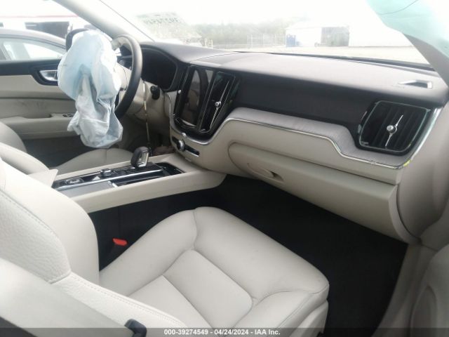 YV4L12RL0R1805360 Volvo Xc60 B5 Plus Dark Theme