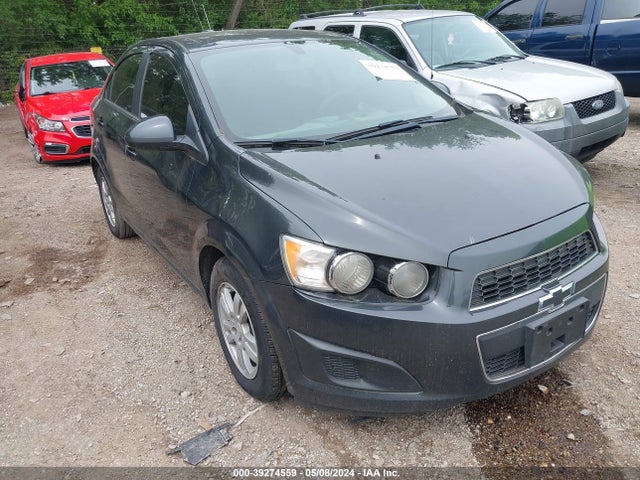 Chevrolet Sonic Lt Auto 2015 1G1JC5SH9F4111345 main image