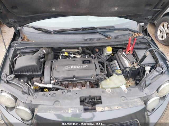Chevrolet Sonic Lt Auto 2015 1G1JC5SH9F4111345 Image 10