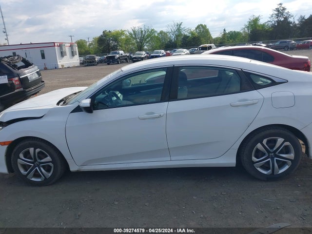 Honda Civic Lx 2018 2HGFC2F54JH603788 Image 14