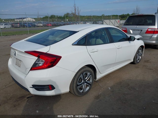 Honda Civic Lx 2018 2HGFC2F54JH603788 Image 4