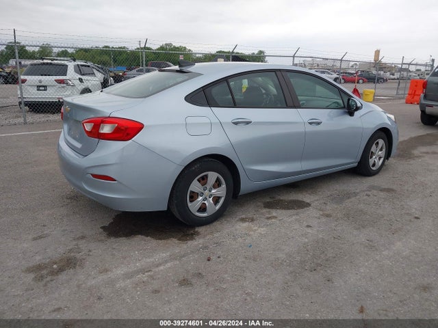 Chevrolet Cruze Ls Auto 2017 1G1BC5SMXH7166793 Image 4