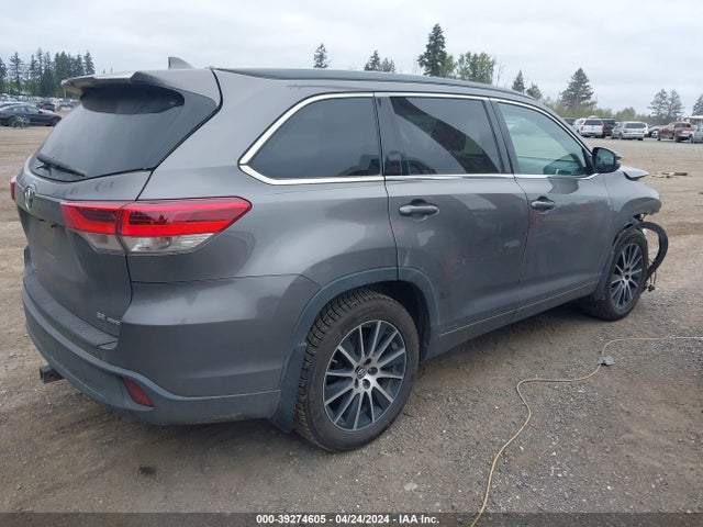 Toyota Highlander Se 2017 5TDJZRFHXHS469732 Image 4
