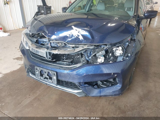 Honda ACCORD LX 2017 1HGCR2F36HA063238 Image 6