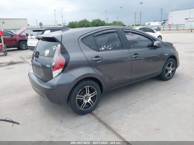 JTDKDTB32G1139864 Toyota Prius C One