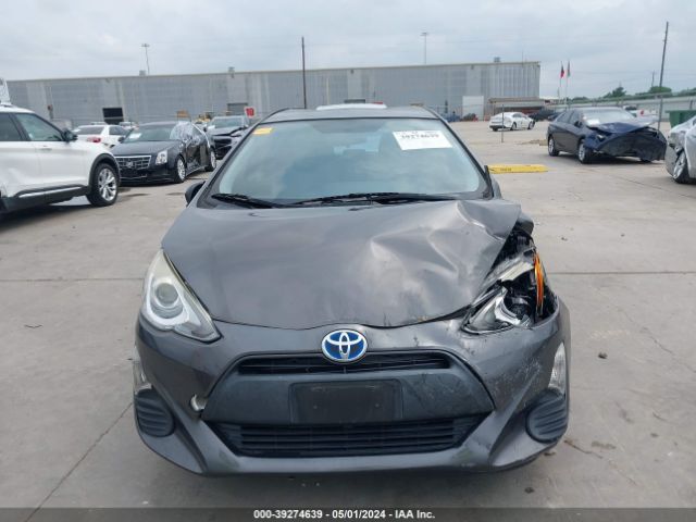 JTDKDTB32G1139864 Toyota Prius C One