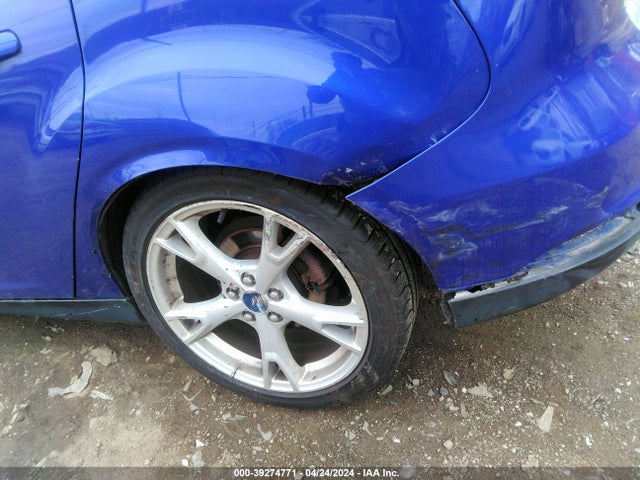 Ford Focus Titanium 2015 1FADP3N25FL208204 Image 6