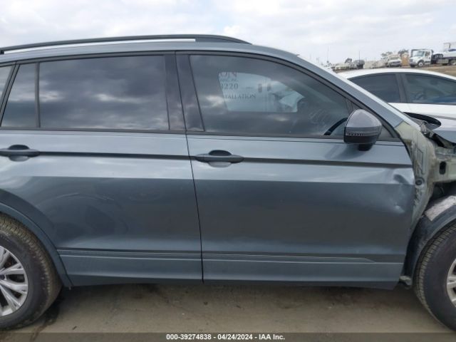 3VV1B7AX2JM054743 Volkswagen Tiguan 2.0t S