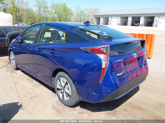 Toyota Prius Two 2017 JTDKBRFU5H3048122 Image 3