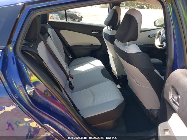 Toyota Prius Two 2017 JTDKBRFU5H3048122 Image 8