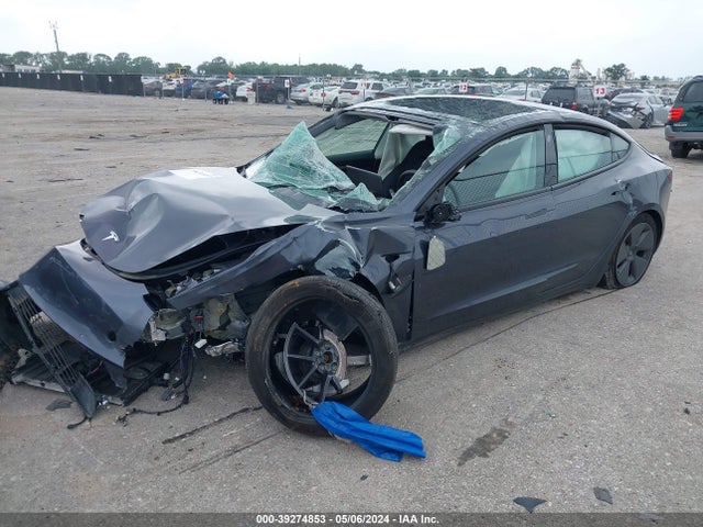 Tesla Model 3 Long Range Dual Motor All-wheel Drive 2021 5YJ3E1EB0MF006838 Image 2