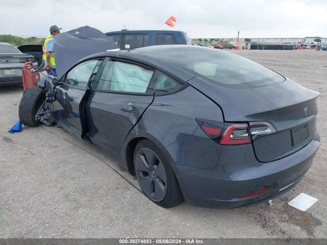 Tesla Model 3 Long Range Dual Motor All-wheel Drive 2021 5YJ3E1EB0MF006838 Image 3