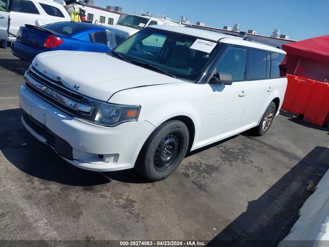 Ford FLEX SE 2015 2FMGK5B88FBA19813 Image 2