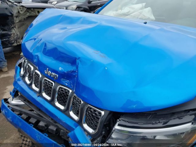 3C4NJDBN9PT527096 Jeep Compass Latitude 4x4