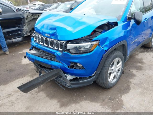 3C4NJDBN9PT527096 Jeep Compass Latitude 4x4