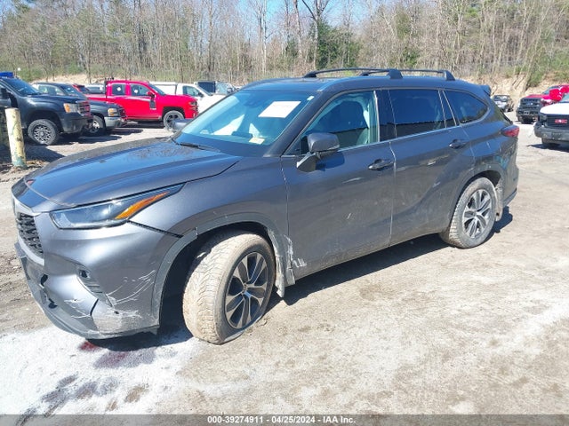 Toyota Highlander Xle 2021 5TDGZRBH6MS145106 Image 2