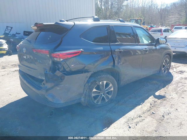 Toyota Highlander Xle 2021 5TDGZRBH6MS145106 Image 4