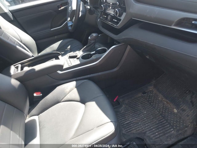 Toyota Highlander Xle 2021 5TDGZRBH6MS145106 Image 5