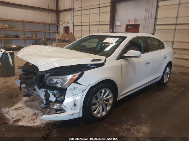 Buick Lacrosse Leather 2016 1G4GB5G30GF139506 Image 2