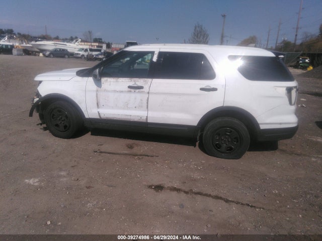 Ford Police Interceptor Utility 2018 1FM5K8AR4JGA20672 Image 15