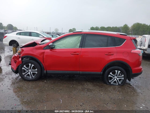 Toyota RAV4 LE 2016 JTMZFREV3GJ092093 Image 14